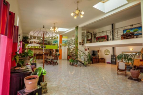 Loft d'exception 350m2 spacieux et lumineux avec piscine à 15 min de la mer